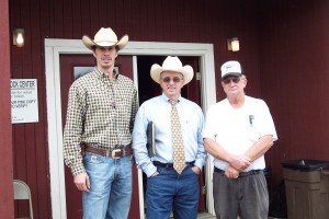 Luke Mobley, Jarvene Shackelford, And Bobby Lynn at Lynn Angus Sale